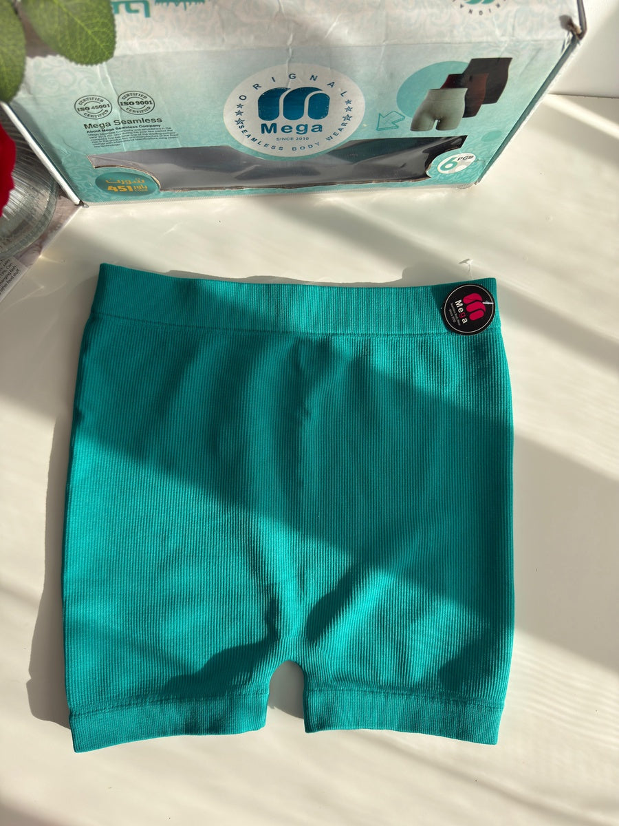 باكدج الشورت السيمليس